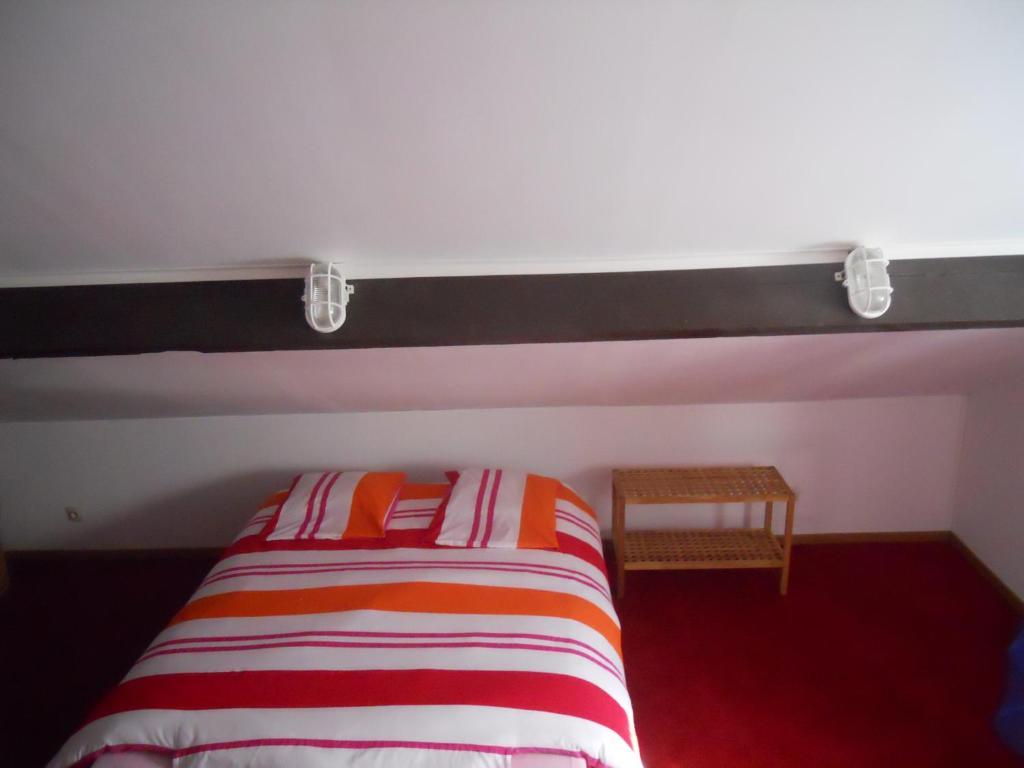 Huis De Wilde Wingerd Hotel Ypres Room photo